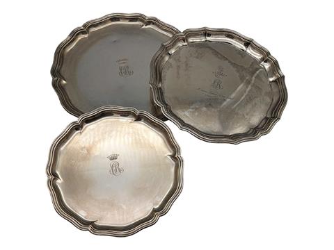 Wilkens & Söhne, Konvolut von drei Silbertellern im Chippendale-Stil
