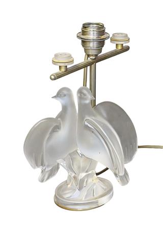 Lalique, Tischlampe mit zwei Tauben