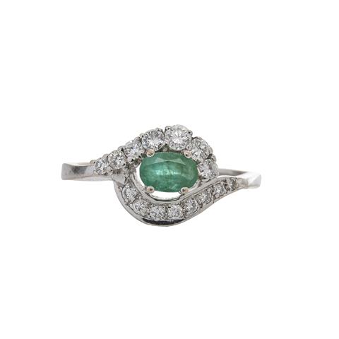 Ring WG mit Smaragd- und Diamantbesatz