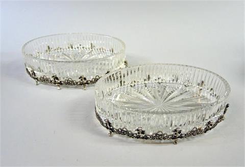 Paar ovale Glasschalen mit Silbermontur