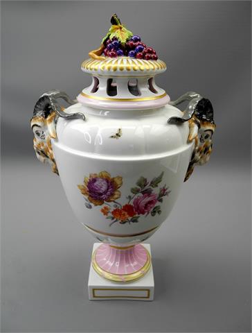 KPM, Außergewöhnliche Potpourri-Vase