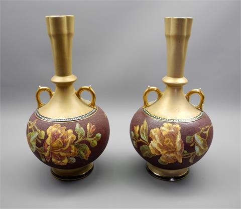 Royal Bonn, Paar Enghals-Vasen