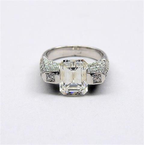 Feiner Juweliers-Brillant-Ring