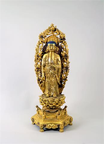 Stehender Varada Buddha