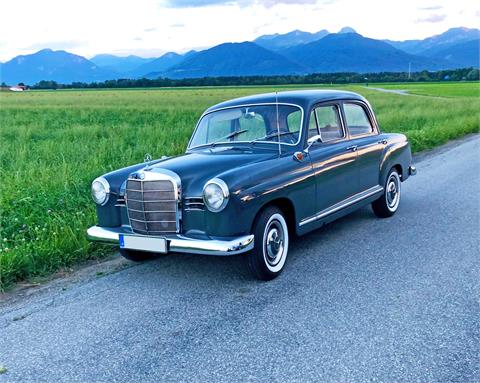 Oldtimer, Selten Schöner Mercedes-Benz 180 C, 1961