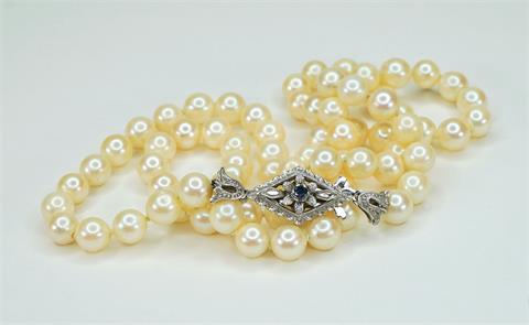 Klassische Perlenkette