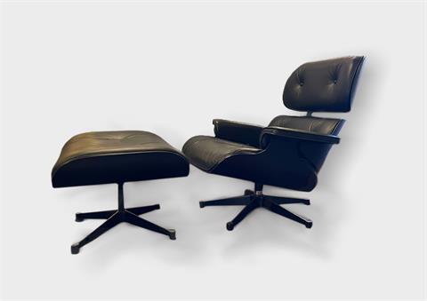 Ray und Charles Eames,  Lounge Chair mit Ottoman