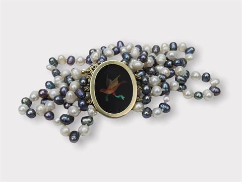 Ungewöhnliche Perlenkropfkette mit Pietra dura