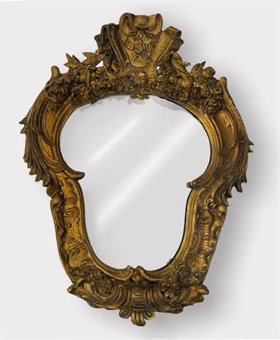 Spiegel in barocker Form